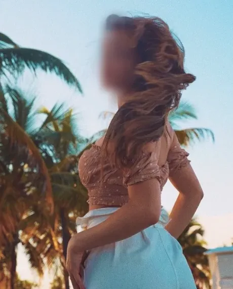 Anna, 34