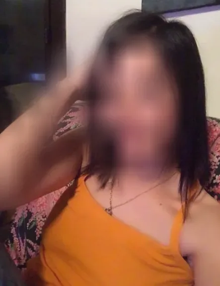 Annika, 32