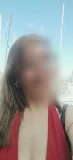 Bianca, 35
