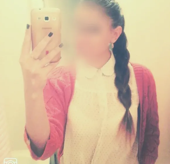 Lucia, 37