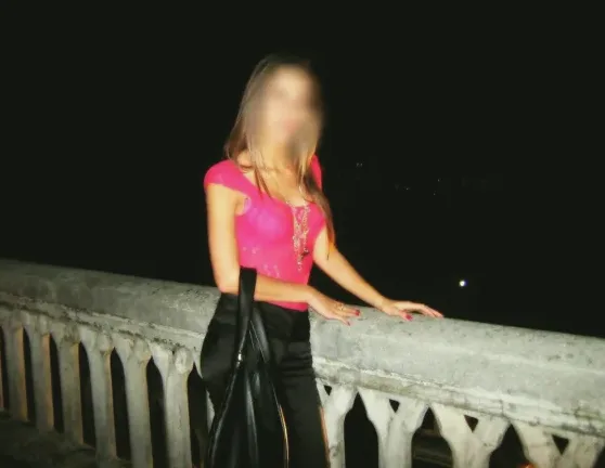 Marina, 33