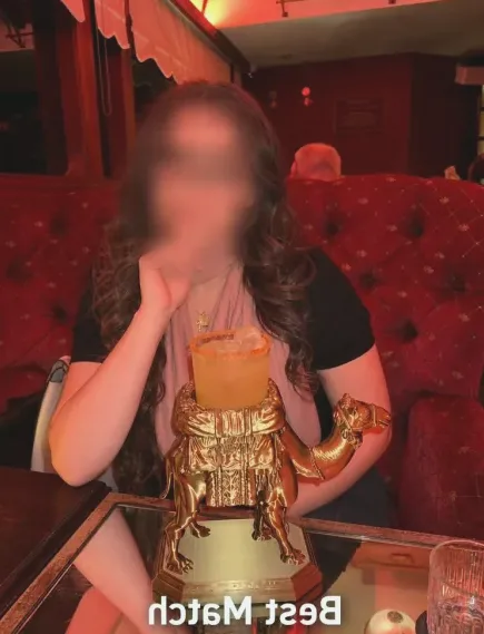 Nisa, 34